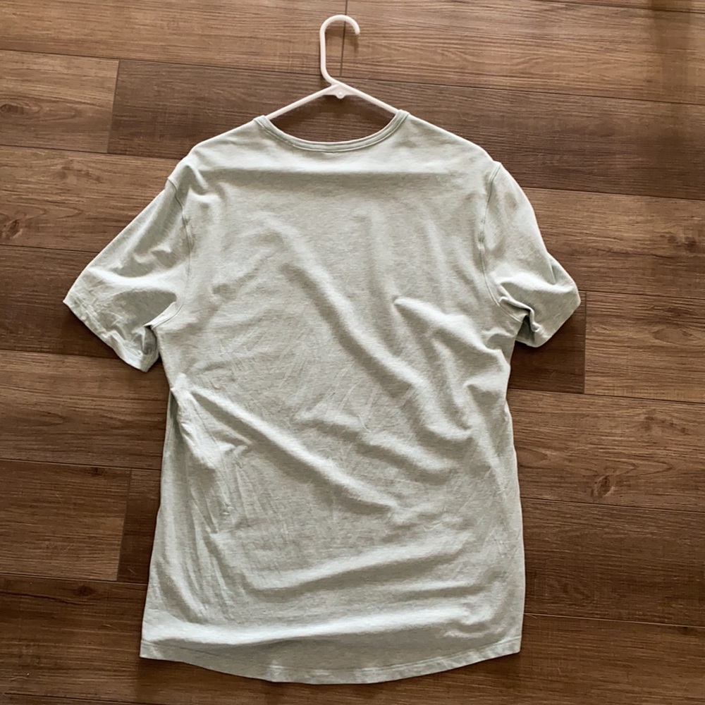 Lululemon Basic Tee - image 4